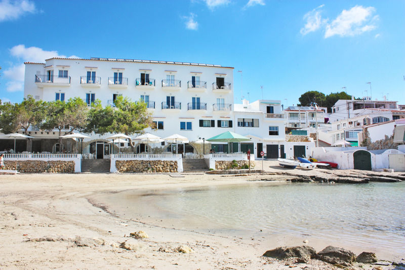 Hostal Xuroy Cala Alcaufar Esterno foto