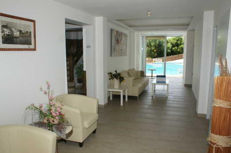 Hostal Xuroy Cala Alcaufar Esterno foto